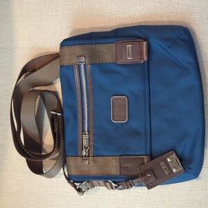 Tumi 22371BTH - Alpha Bravo Beale Mini Messenger/Sling bag/Crossbody- Navy